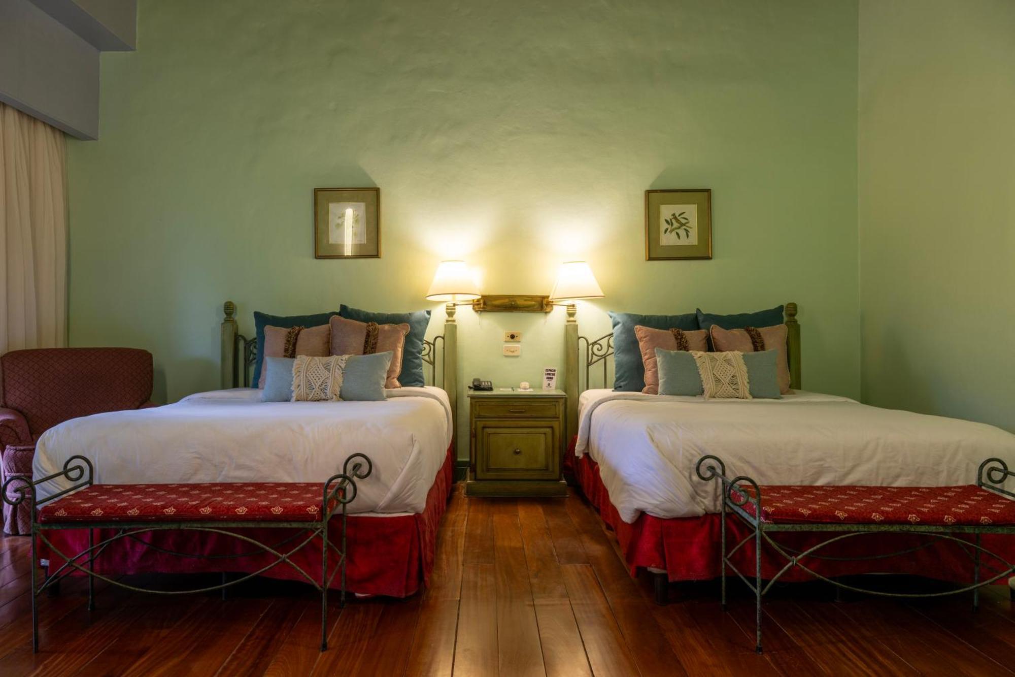 Hotel Casa Turire Turrialba Bagian luar foto