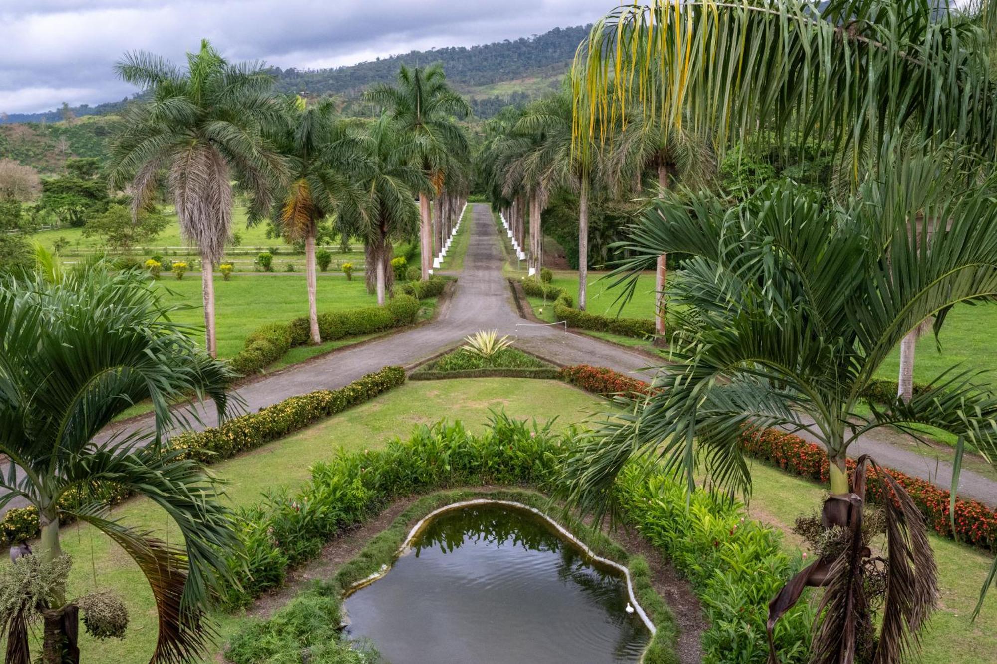 Hotel Casa Turire Turrialba Bagian luar foto